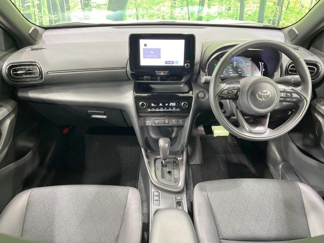 TOYOTA YARIS CROSS 2025