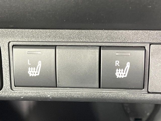 TOYOTA YARIS CROSS 2025