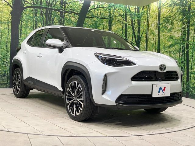 TOYOTA YARIS CROSS 2025
