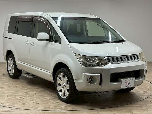 MITSUBISHI DELICA D:5 4WD 2013