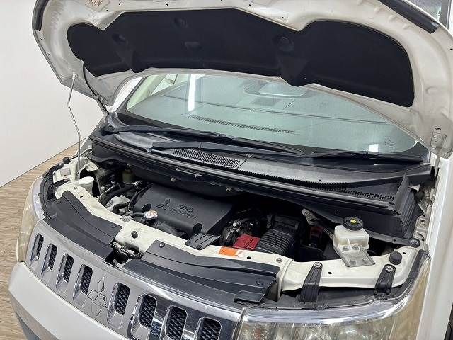 MITSUBISHI DELICA D:5 4WD 2013