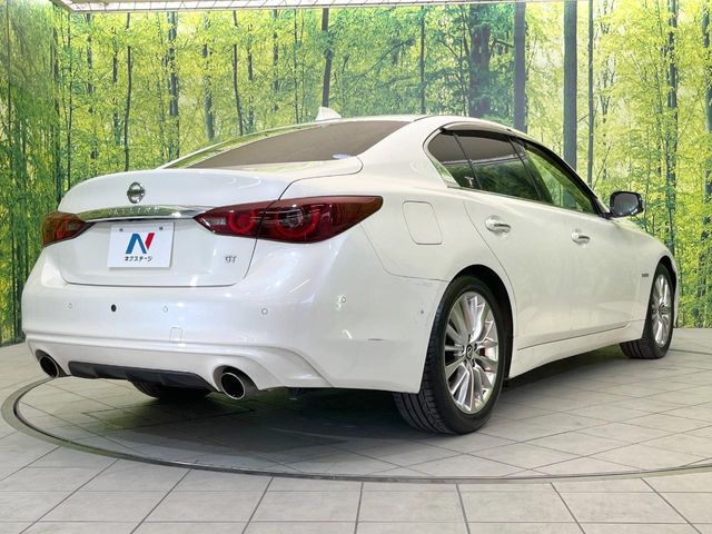 NISSAN SKYLINE HYBRID 2021