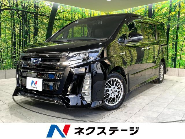 TOYOTA NOAH HYBRID 2018