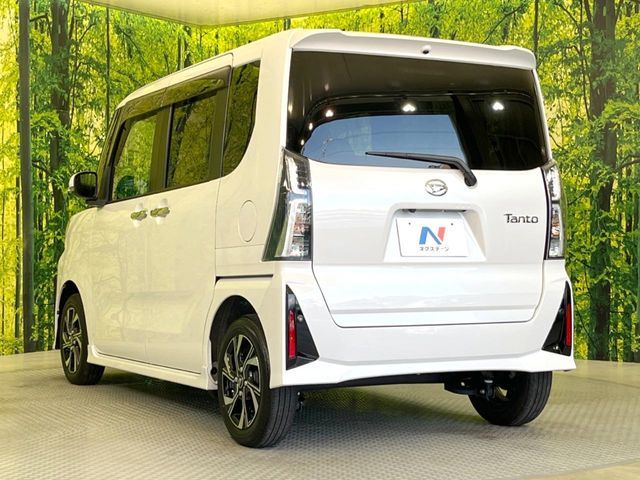 DAIHATSU TANTO CUSTOM 2022