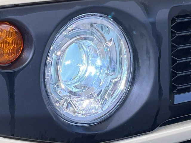 SUZUKI JIMNY SIERRA 2023