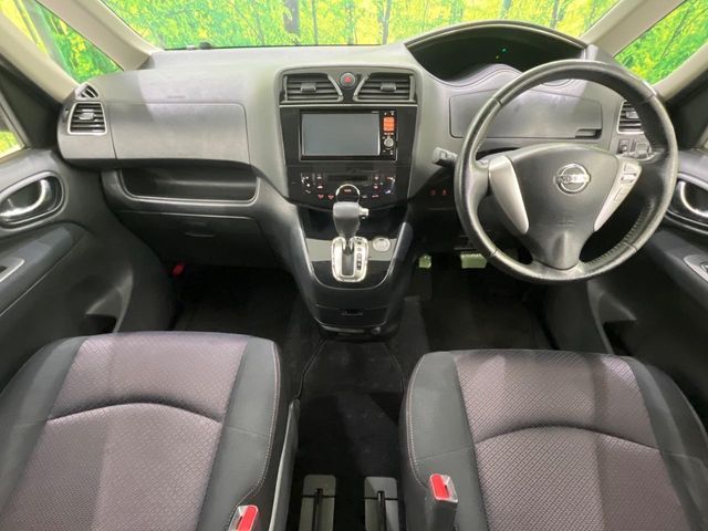 NISSAN SERENA  S-HYBRID 2012