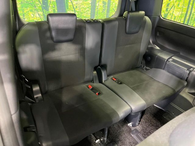 TOYOTA NOAH HYBRID 2021