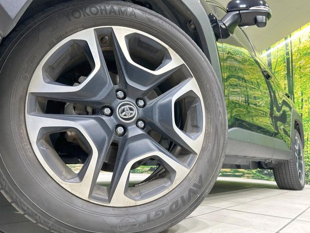 TOYOTA RAV4 4WD 2020