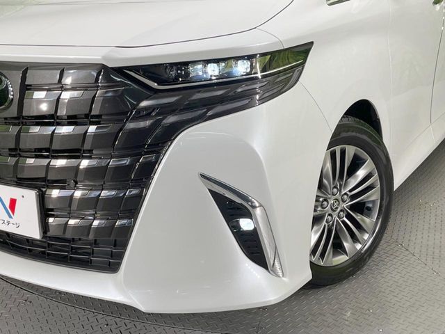 TOYOTA ALPHARD 2024