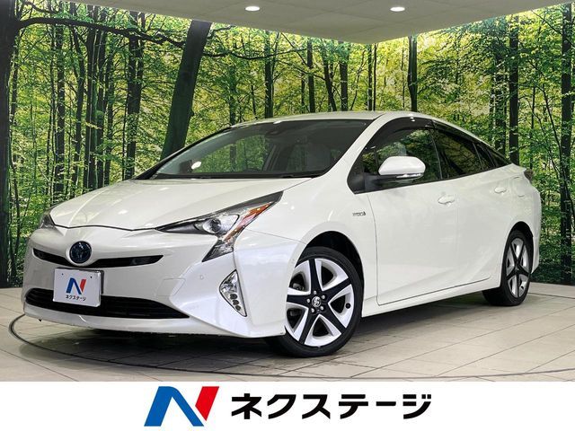 TOYOTA PRIUS 4WD 2016