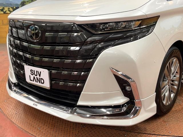 TOYOTA ALPHARD 2024
