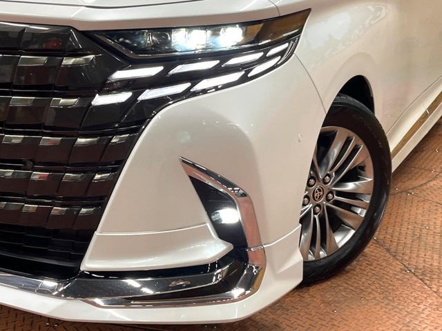 TOYOTA ALPHARD 2024