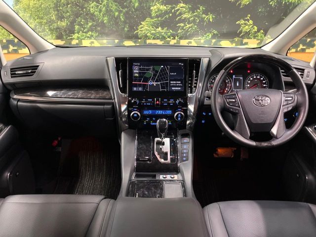 TOYOTA ALPHARD 4WD 2022