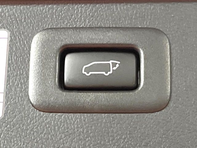 TOYOTA ALPHARD 4WD 2022