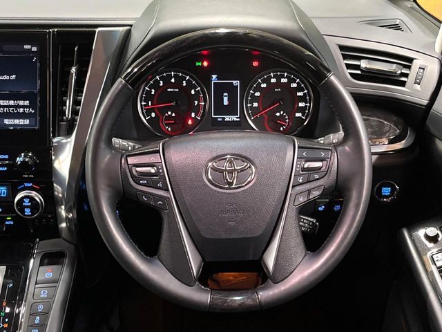 TOYOTA ALPHARD 4WD 2022