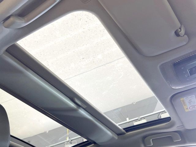 TOYOTA PRIUS PHV 2023