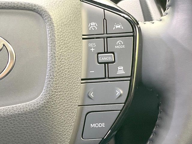 TOYOTA PRIUS PHV 2023