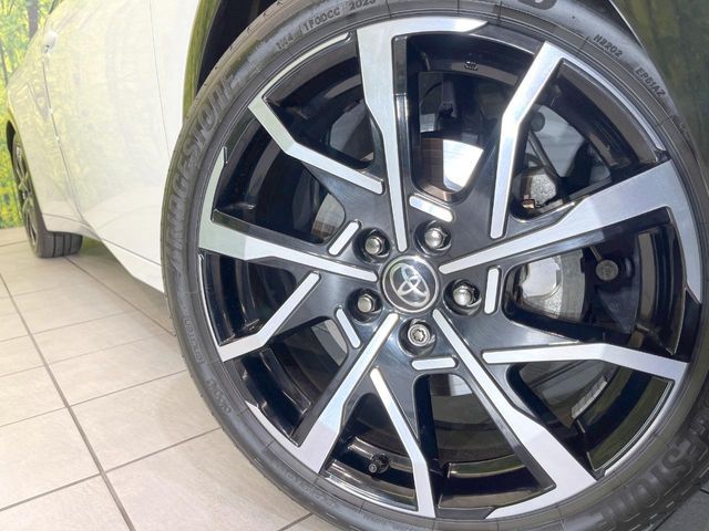 TOYOTA PRIUS PHV 2023