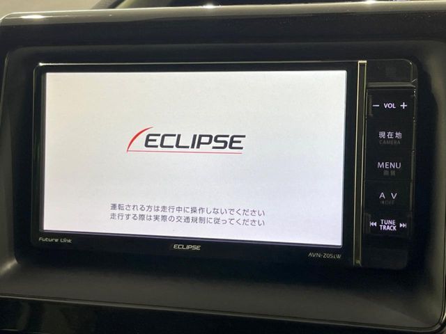 TOYOTA VOXY 4WD 2015