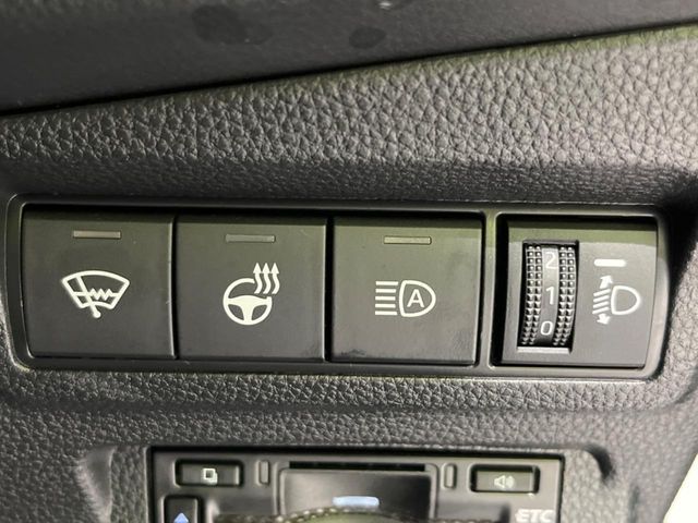 TOYOTA COROLLA CROSS HYBRID 2025