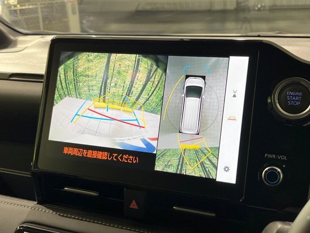 TOYOTA NOAH 4WD 2022