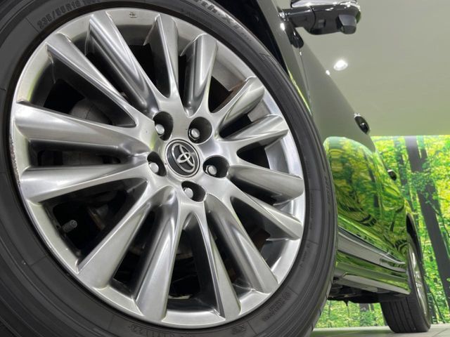 TOYOTA HARRIER 4WD 2015