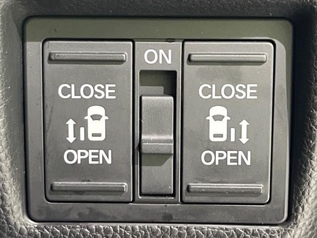 HONDA N BOX CUSTOM 4WD 2018