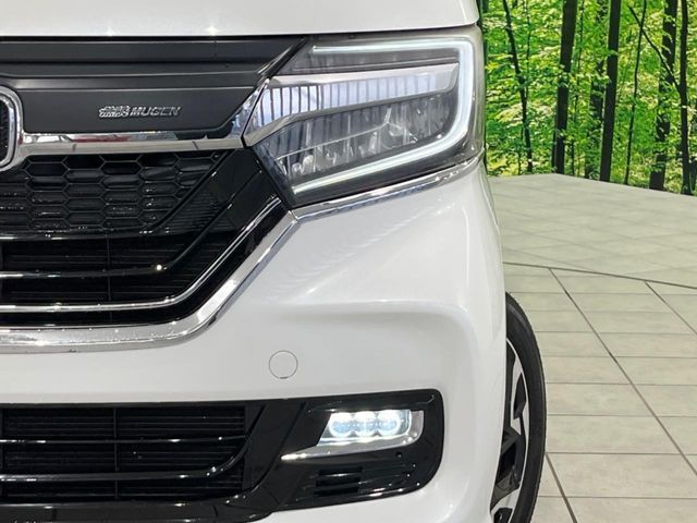 HONDA N BOX CUSTOM 4WD 2018