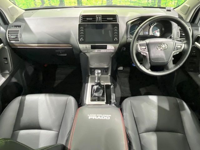 TOYOTA LANDCRUISER PRADO 2023