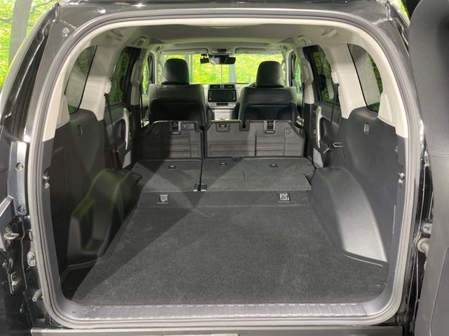 TOYOTA LANDCRUISER PRADO 2023