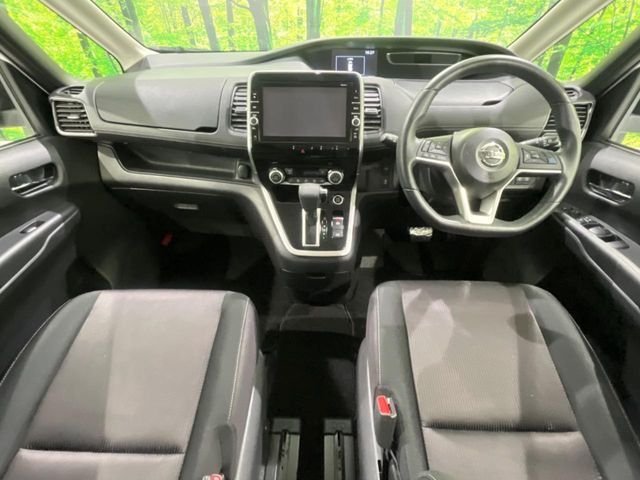 NISSAN SERENA  S-HYBRID 4WD 2016