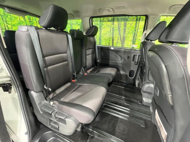 NISSAN SERENA  S-HYBRID 4WD 2016