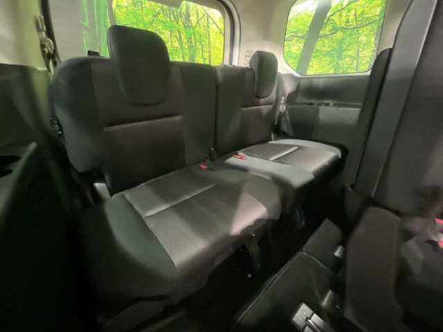 NISSAN SERENA  S-HYBRID 4WD 2016