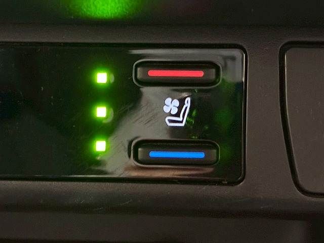 TOYOTA RAV4 HYBRID 4WD 2022