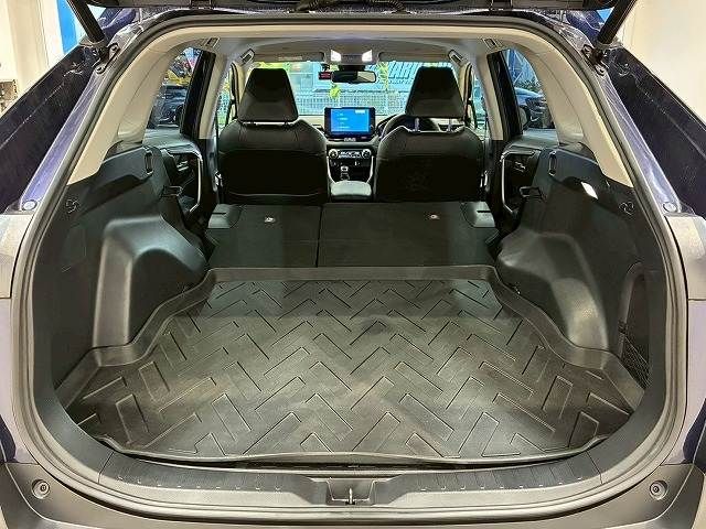 TOYOTA RAV4 HYBRID 4WD 2022