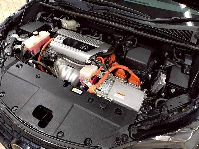 TOYOTA LEXUS NX300h 2018