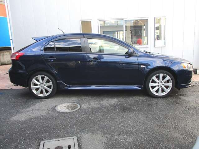 MITSUBISHI GALANT FORTIS SPORTBACK 2013