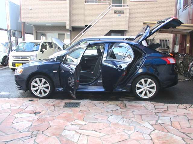 MITSUBISHI GALANT FORTIS SPORTBACK 2013