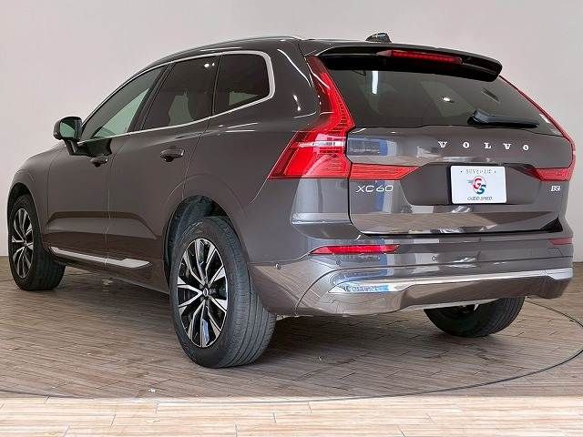 VOLVO VOLVO XC60 2022