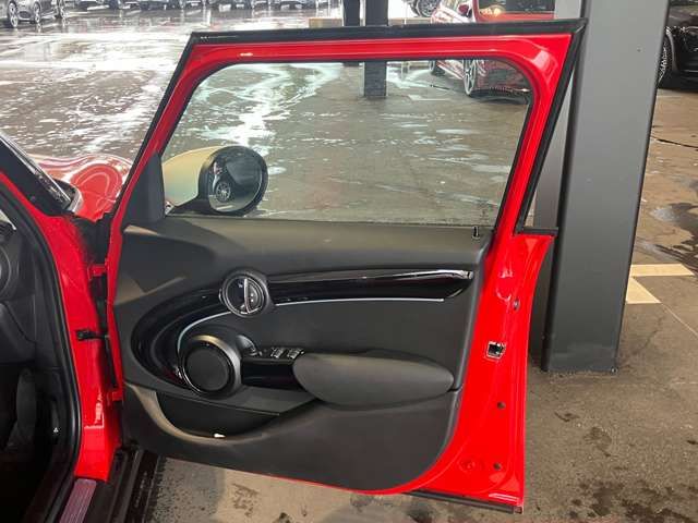BMW MINI COOPER D 5DOOR 2023