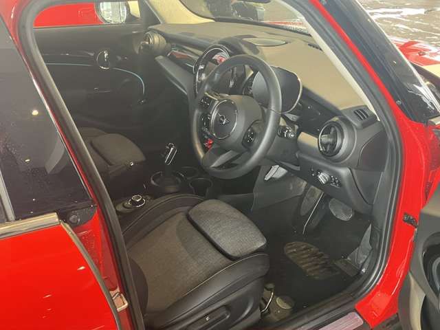 BMW MINI COOPER D 5DOOR 2023