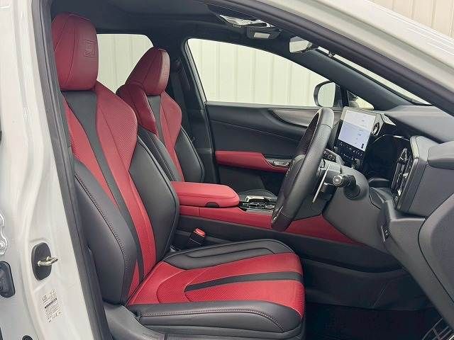 TOYOTA LEXUS NX350h 2023