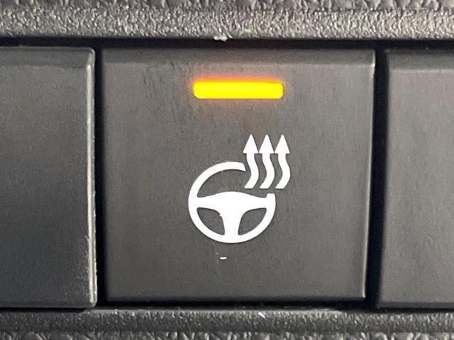 TOYOTA COROLLA TOURING HYBRID 2023