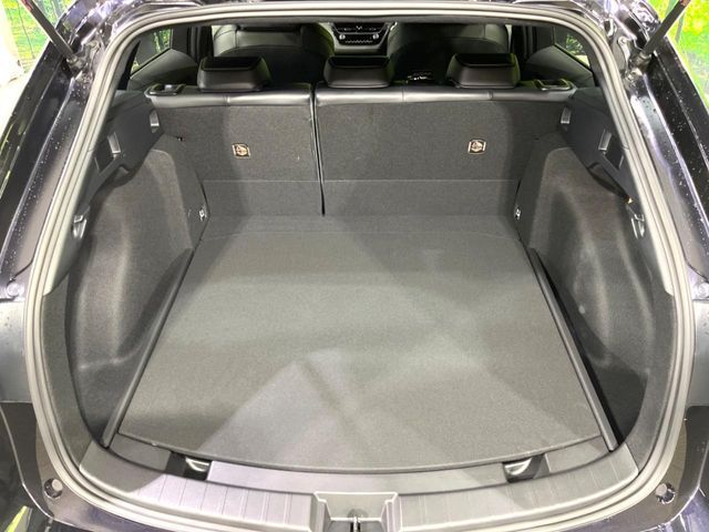 TOYOTA COROLLA TOURING HYBRID 2023