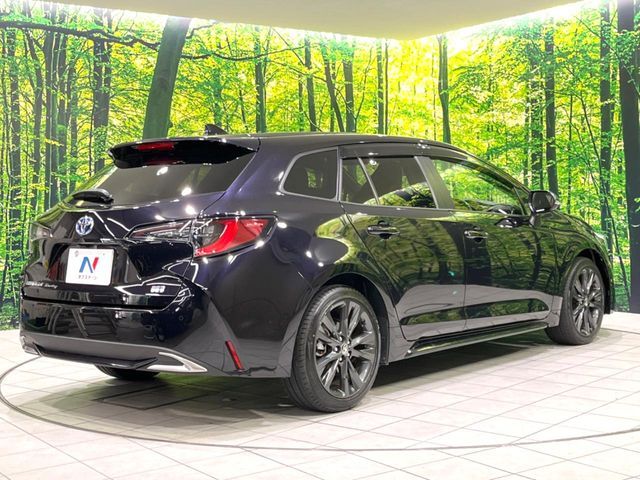 TOYOTA COROLLA TOURING HYBRID 2023