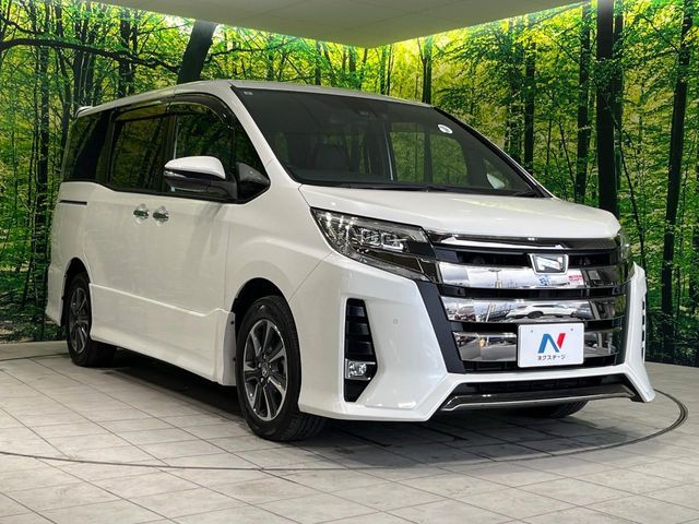 TOYOTA NOAH 2019