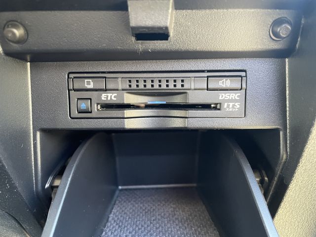 TOYOTA VELLFIRE 2015