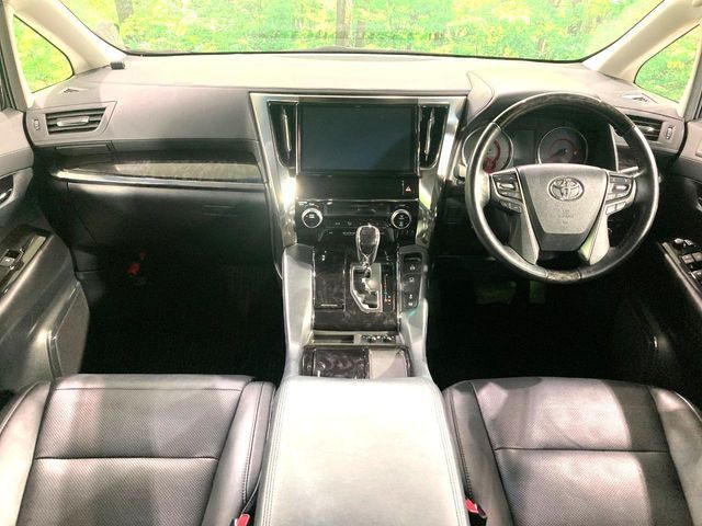 TOYOTA VELLFIRE 2018