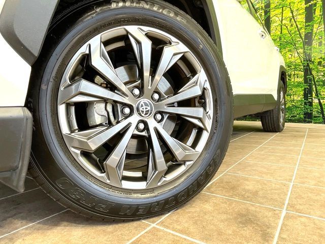 TOYOTA RAV4 4WD 2023