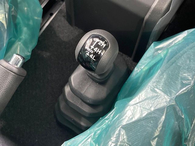 SUZUKI JIMNY NOMADE 2025